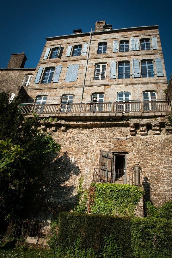 Mercier De Montigny - Les Chambres Du Beffroi - Spa Et Massage Fougères 外观 照片