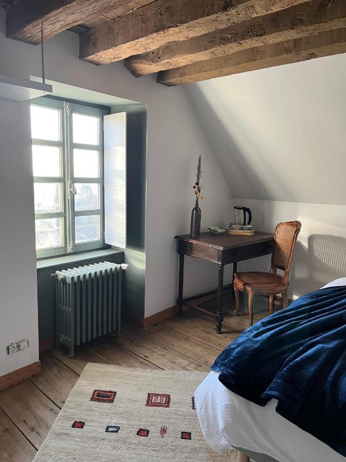 Mercier De Montigny - Les Chambres Du Beffroi - Spa Et Massage Fougères 外观 照片