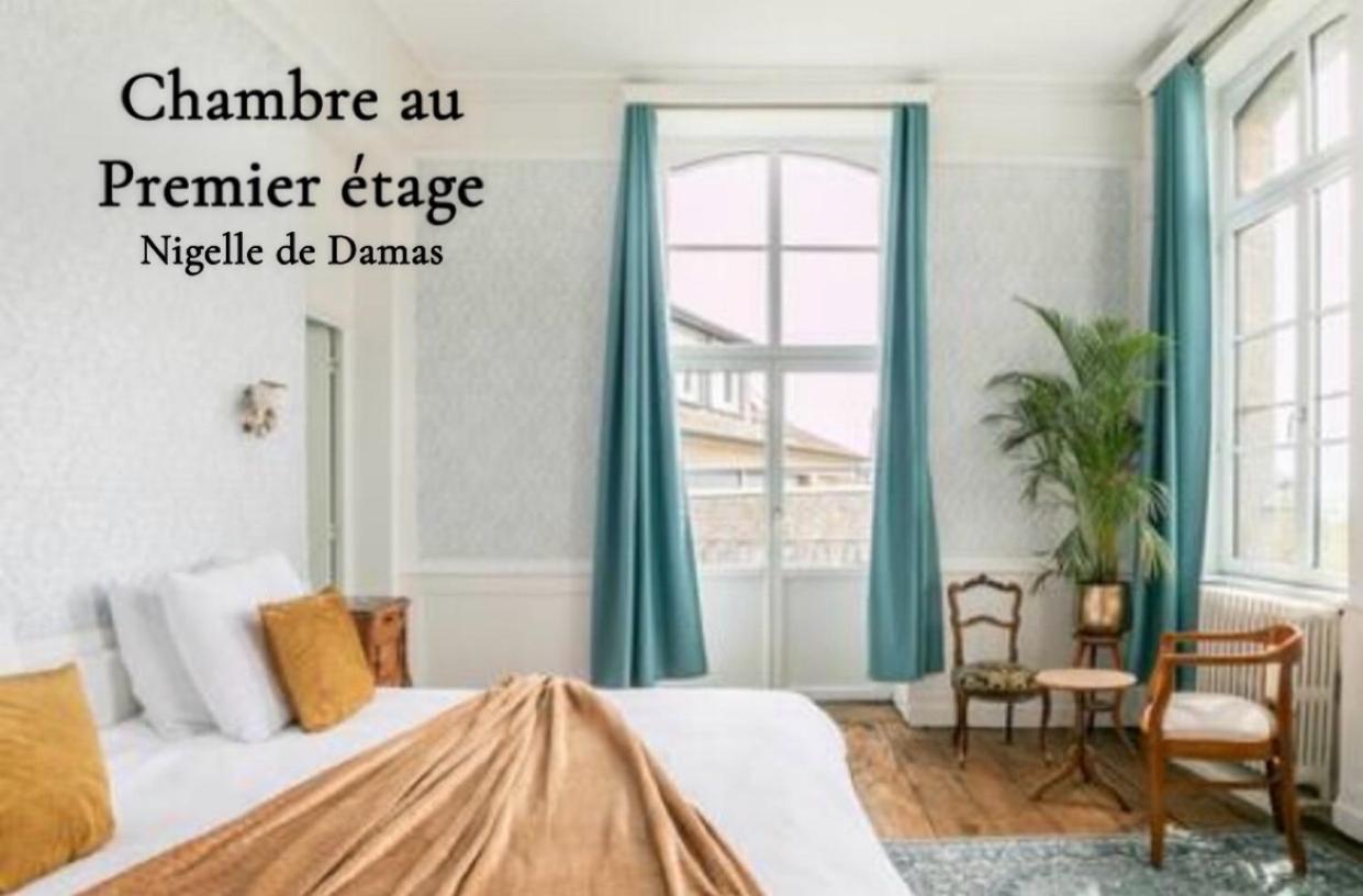 Mercier De Montigny - Les Chambres Du Beffroi - Spa Et Massage Fougères 外观 照片